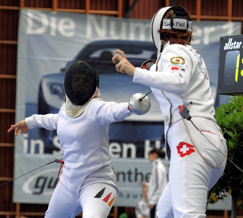 Swantje Hauschild vom TV Rheinfelden g...t gegen Gwendolyn Graf aus der Schweiz  | Foto: schn