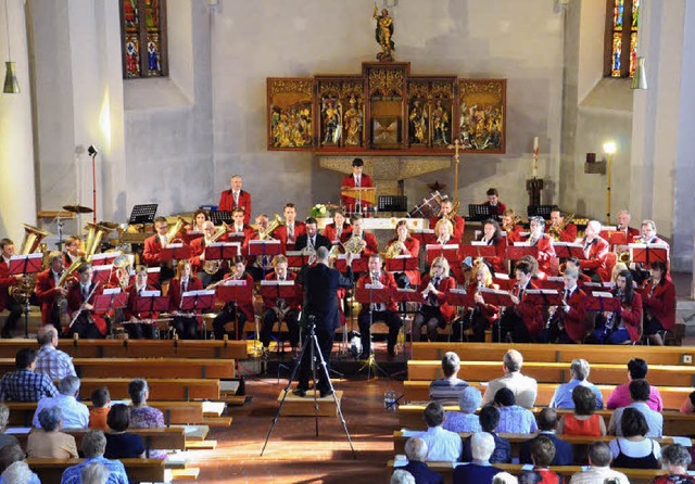 Der Musikverein Wyhlen bei seinem Kirchenkonzert in St. Georg   | Foto: Martina Weber-Kroker
