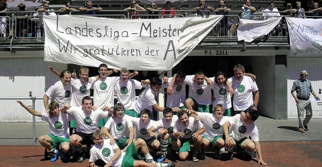 Die A-Jugend des FC Zell wurde Meister...m Bild ist Co-Trainer Werner Brunner.   | Foto: Privat