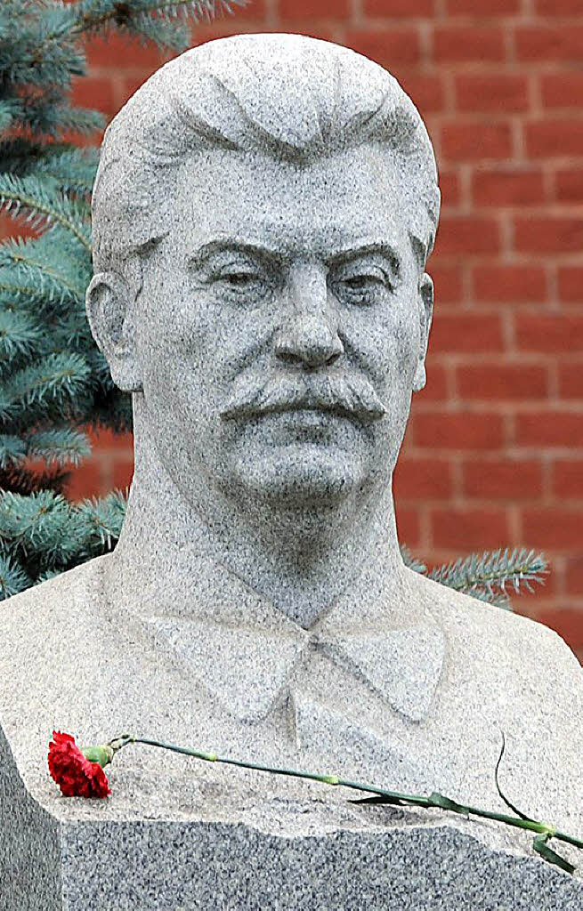 Russen wünschen sich starken Führer und die Sowjetunion zurück