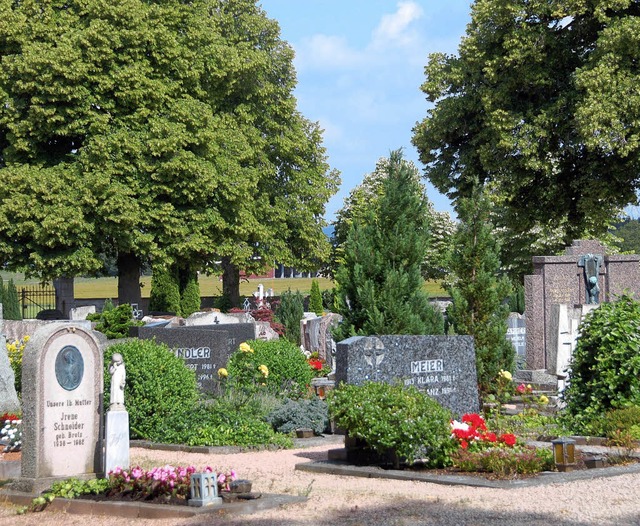 ber eine Anpassung der Friedhofsordnu...e bestehenden Vorschriften verstoen.   | Foto: Khnemund