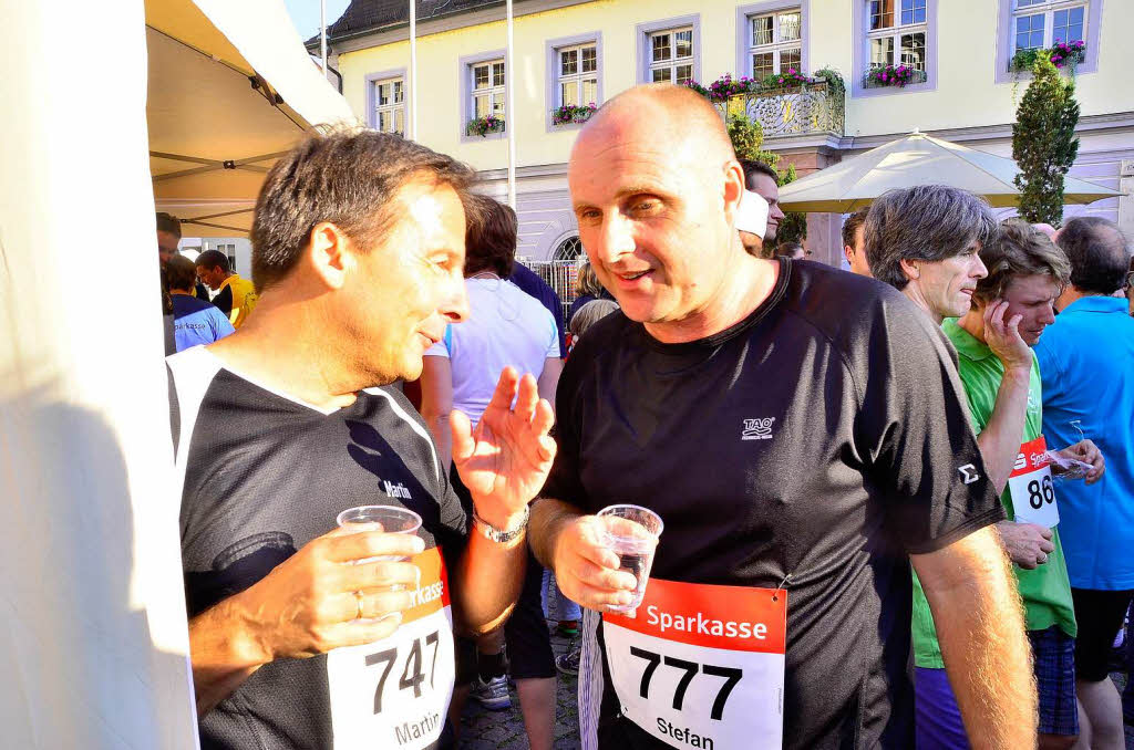 Zufrieden mit seiner Leistung konnte auch Oberbrgermeister Stefan Schlatterer (rechts) sein.