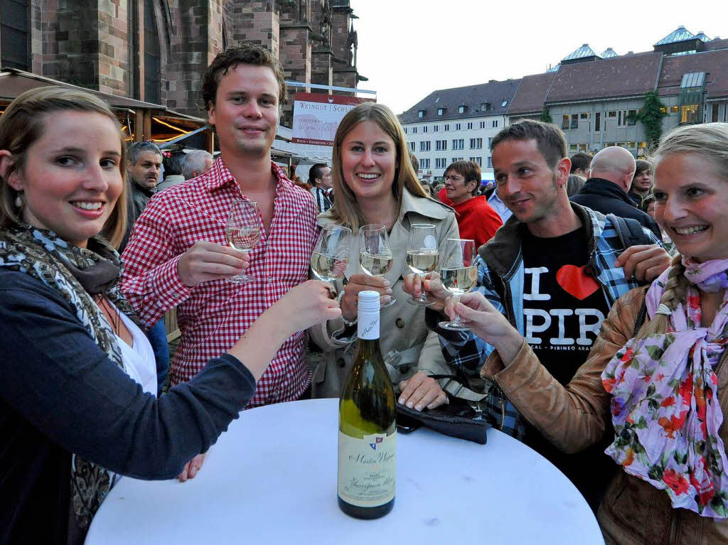 Stimmungsvolle Verkostung – das Freiburger Weinfest.