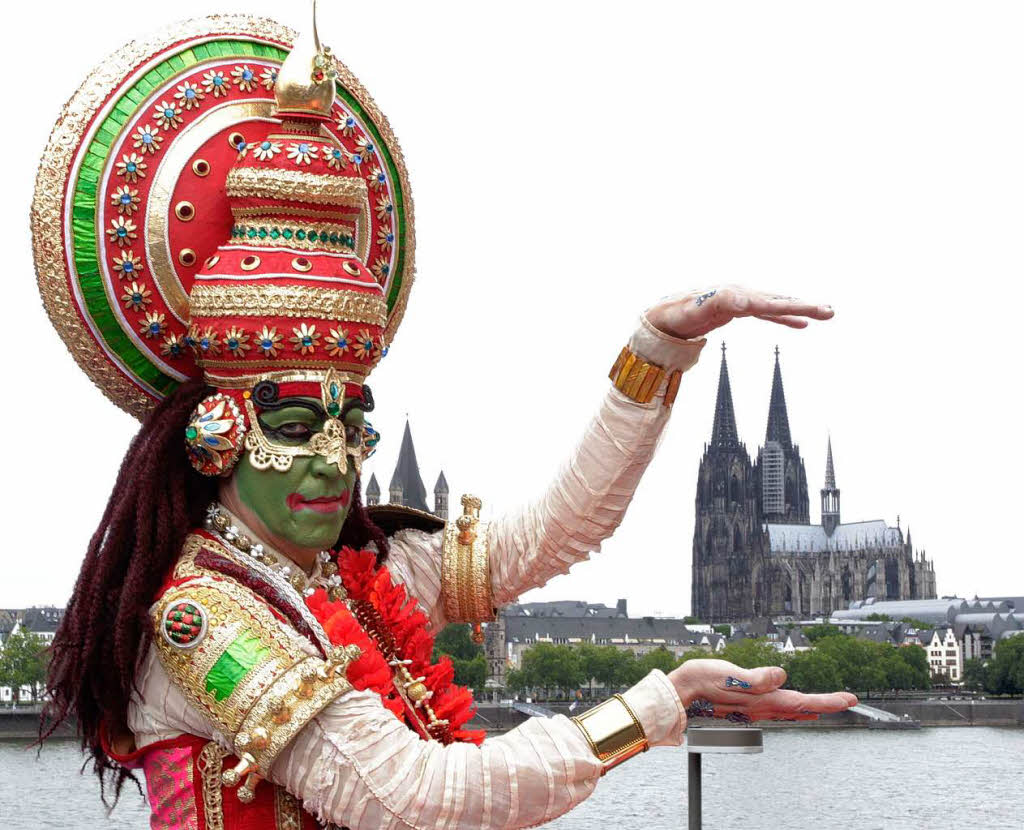 Kostmparade mit Toleranz-Botschaft: der Christopher Street Day in Kln