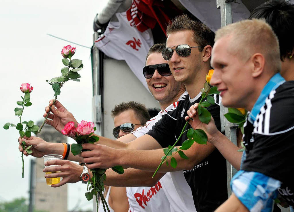 Kostmparade mit Toleranz-Botschaft: der Christopher Street Day in Kln