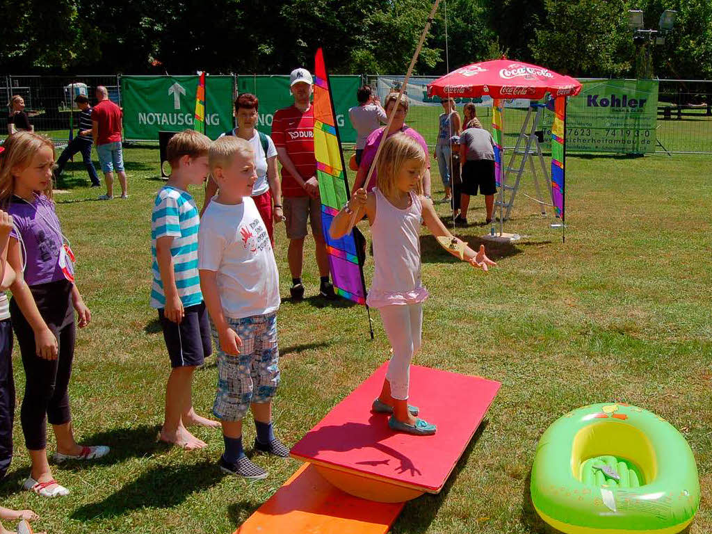 Impressionen vom 13. Badenova-Sommerfestival im Grenzacher Freibad Impressionen vom 13. Badenova-Sommerfestival im Grenzacher Freibad