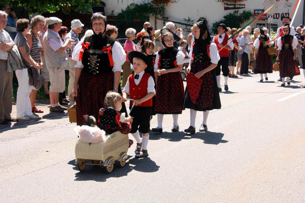 Mehr als 1000 Trachtentrger prsentierten sich am Sonntag beim Kreistrachtenfest in Mnstertal.