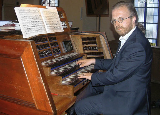 Roman Laub, der neue Organist an der k... bei der Schopfheimer Orgelnacht mit.   | Foto: Roswitha Frey