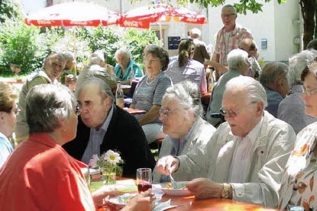 Sonne ber der Johannesgemeinde – dennoch kommt Wehmut auf