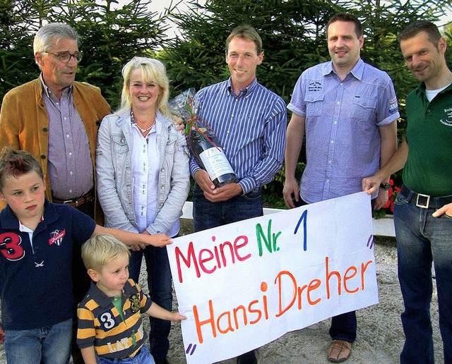 Ganz aus dem Huschen: Springreiter Dr...eitverein Dreilndereck fr Euphorie.   | Foto: Wendt