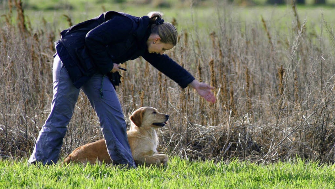 Mit ihrer Hndin Cara hat Tanja Kryszo...n, die es werden wollen, austauschen.   | Foto: privat