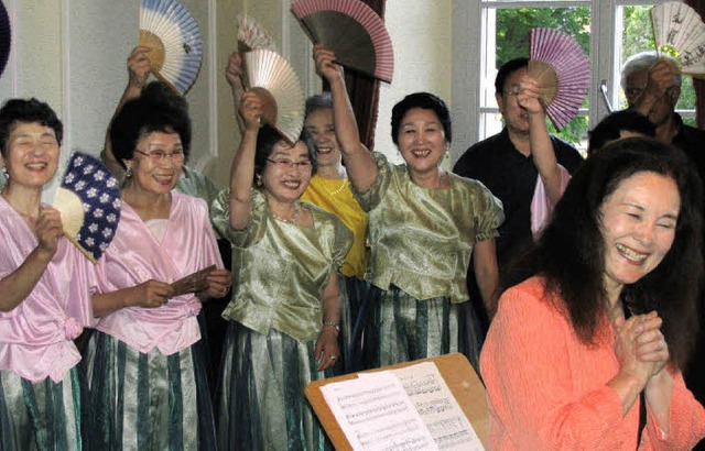 Der Sai-Chor unter Leitung von Takako Wada im Schloss   | Foto: Michael Gottstein