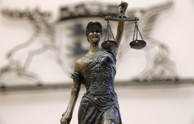 Justitia  hat geurteilt   | Foto: Dpa