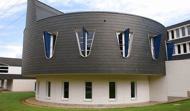 Der Neubau der Dualen Hochschule ist e...ne Hugo-Hring-Auszeichnung erhalten.   | Foto: Ruda