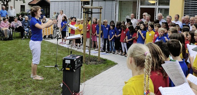 Talschule singt in der Brgerstiftung  | Foto: bz