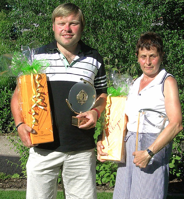 Beim Frisetta-Cup 2011 wurden Florian ...elma Schnepf in Schnau Bruttosieger    | Foto: Privat