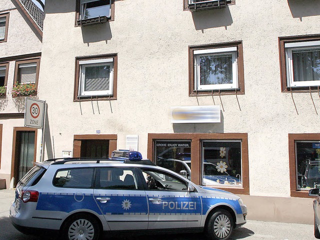 In diesem Wohnhaus entdeckte die Polizei das tote Ehepaar.  | Foto: Heidi Foessel