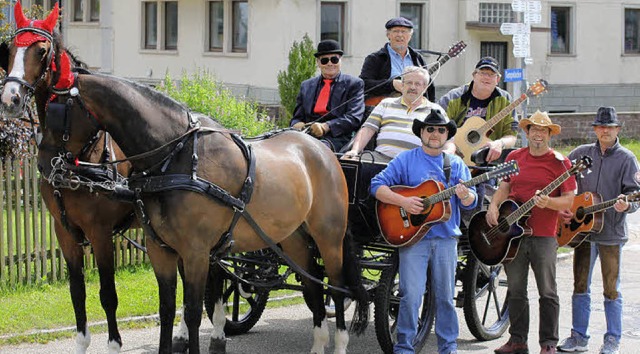 Der Verein talentierter Jungmusiker au...begeisterte die Band die Fangemeinde.   | Foto: Gert Brichta