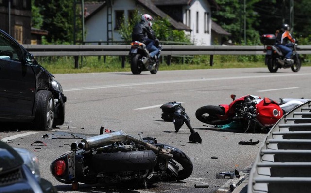 Bei einem schweren Unfall im Hllental...kt. Ein zweiter wurde schwer verletzt.  | Foto: Patrick Seeger