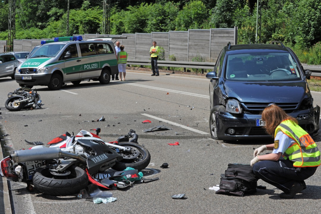 Bei einem schweren Unfall im Höllental...kt. Ein zweiter wurde schwer verletzt. 