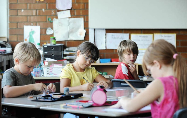 Ein Betreuungsangebot  bis 17 Uhr wird an immer mehr  Grundschulen zum Standard.  | Foto: ddP