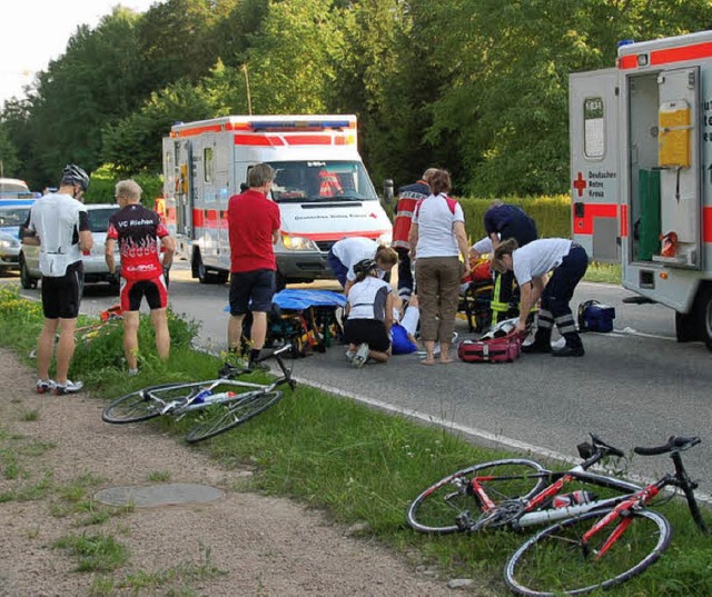 Drei  Radfahrer verletzten sich bei Rheinweiler.   | Foto: Markus Maier