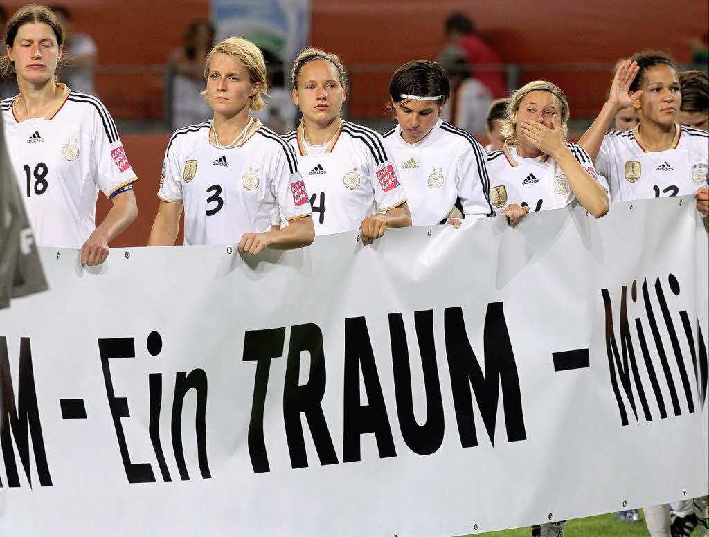 Das Ende vom groen Traum hat die deutschen Fuballfrauen bse erwischt.