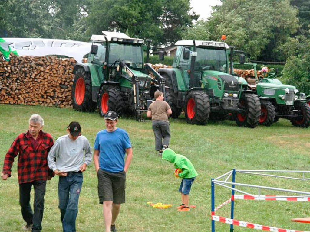 Impressionen vom Dorffest in Rwihl.