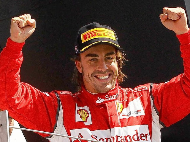 Alonso jubelt &#8211; doch auch Vettel muss sich nicht grmen.  | Foto: dpa