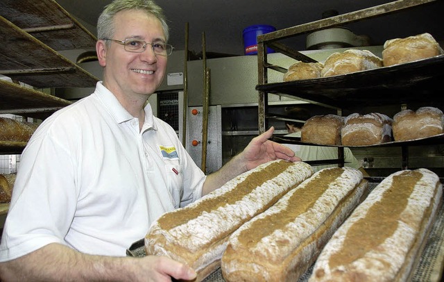 Er backt jetzt noch grere Brtchen a...er des Bckereiinnungsverbandes Baden.  | Foto: A. Hnig