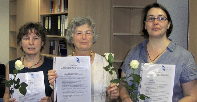 Anne Joachimi, Edda Holzmayer, und Joh...Ausbildung abgeschlossen (von links).   | Foto: privat