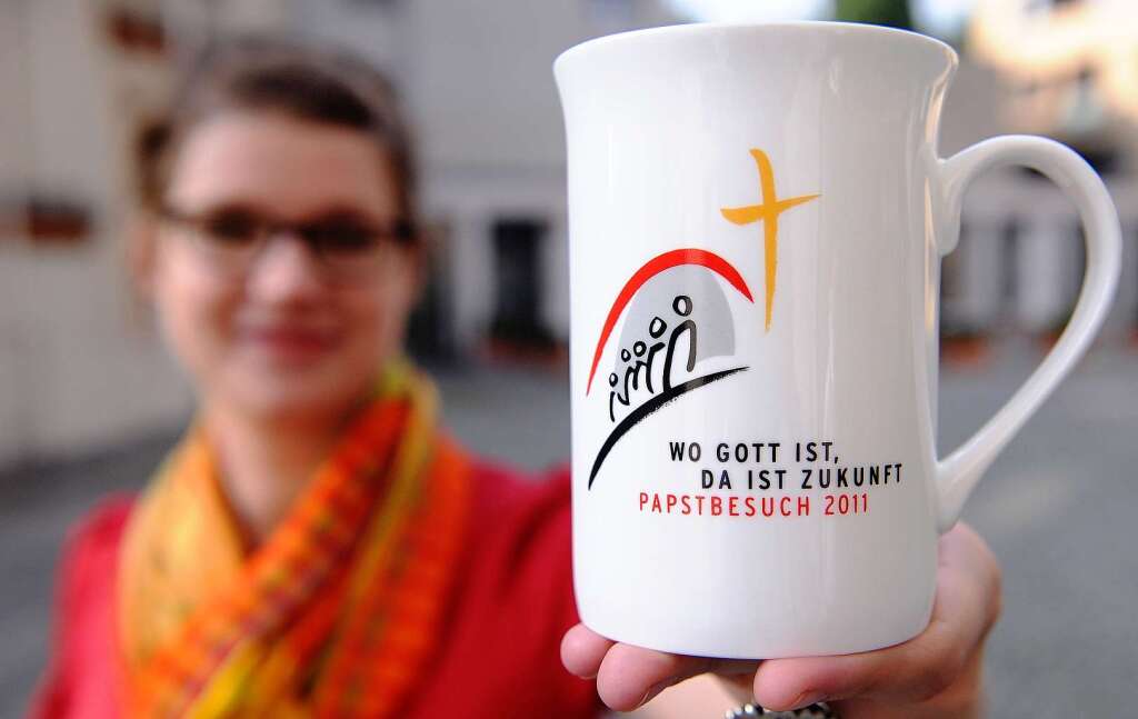 Eine Tasse Kaffee im Namen der katholischen Kirche.