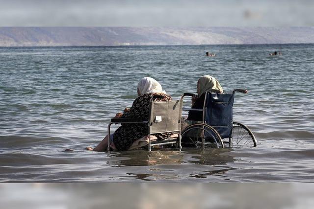 Totes Meer: Hotels droht Überflutung