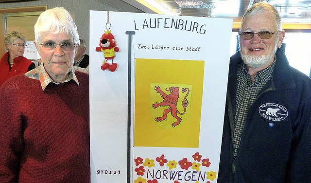Adelheid und Knut Strebe aus Laufenbur...ftig die Werbetrommel fr Laufenburg.   | Foto: Brigitte Chymo