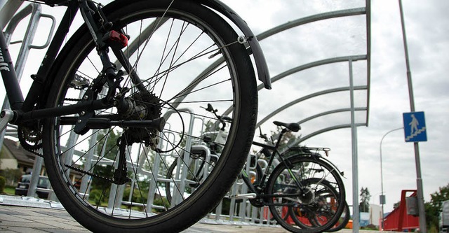 Neuer Fahrradstnder beim Bahnhof in Brennet  | Foto: Michael Krug