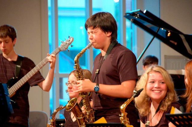 Beim Sommerkonzert des Goethe-Gymnasiums gab es immer wieder berraschungen.  | Foto: Julia Seitz