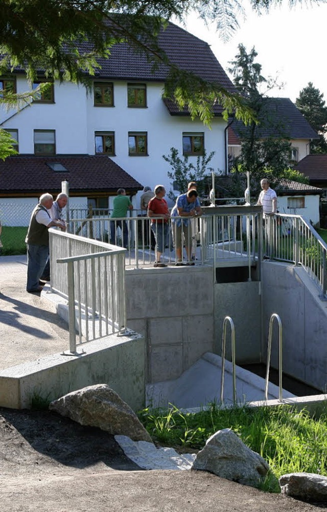 Test bestanden: Das neue Regenrckhalt...en ersten Einsatz bereits hinter sich.  | Foto: Hans-Jrgen Hege