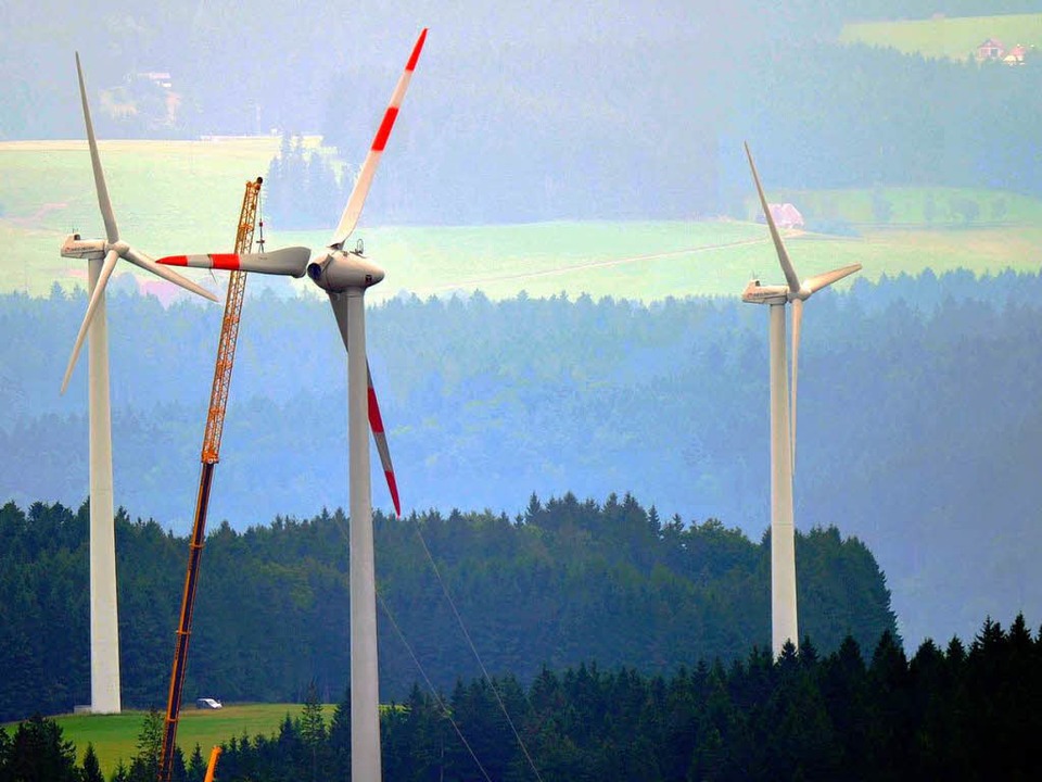 Im Schwarzwald sollen  bald neue Rotoren aufgebaut werden.   | Foto: dpa
