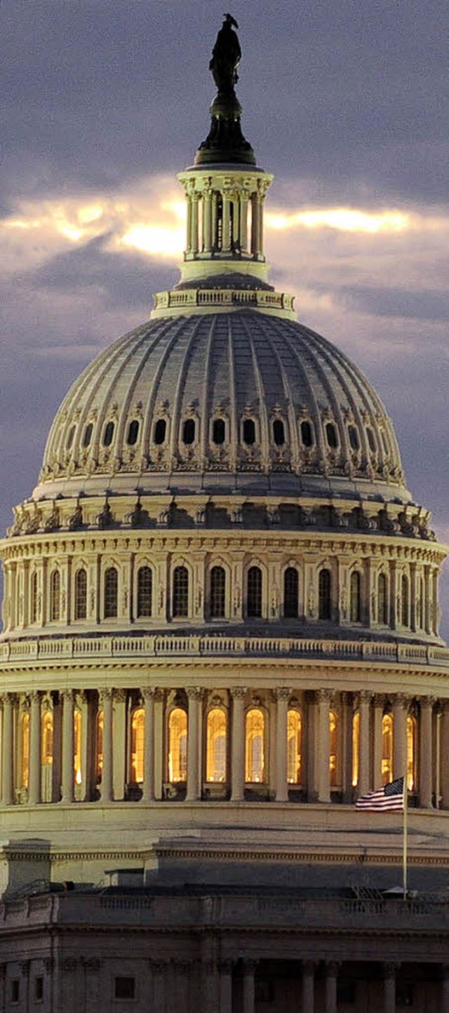 Das Kapitol in Washington beheimatet d...-Senat und das US-Reprsentantenhaus.   | Foto: DPA