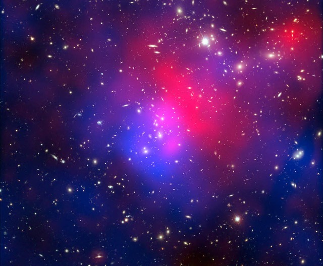 Galaxienhaufen mit Dunkler Materie  | Foto: NASA/ESA