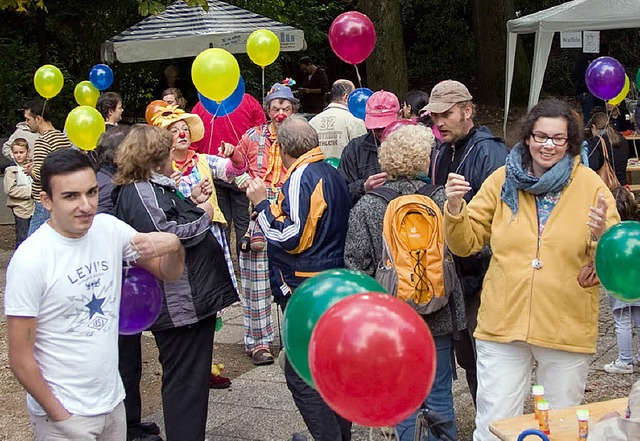 Das hst schon  Tradition bei &quot;Mit...em Steigenlassen farbiger Luftballons.  | Foto: PRIVAT