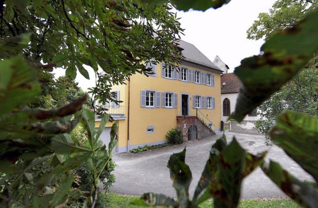 Das Pfarrhaus an der Markgrafenstrae in Haslach.   | Foto: Ingo Schneider