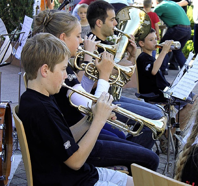 Das Juniororchester aus Ringsheim war ...rgerhaus mit viel Eifer bei der Sache.  | Foto: A. Mutz