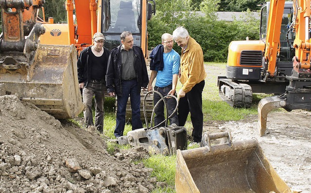 Spende frs Projekt &#8222;Lebens(t)r...ulz, Tobias Wegner und Joachim Welter.  | Foto: Ilona Hge