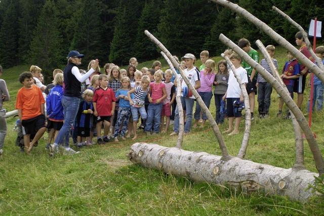 Perlensammler beim Schulfest