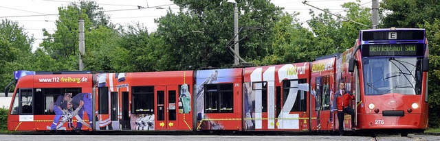 Auf einer Straenbahn des Typs Combino...en in der Bilanzpressekonferenz nicht.  | Foto: Ingo Schneider