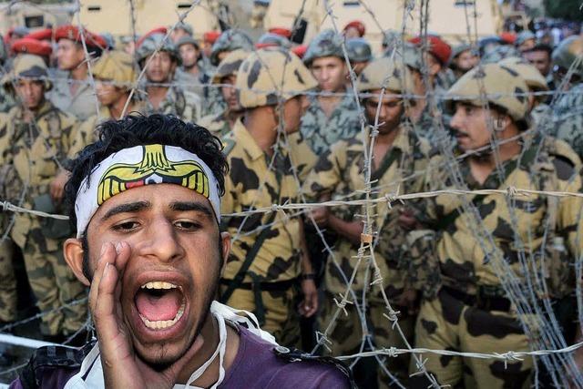 300 Verletzte bei Protesten in Kairo