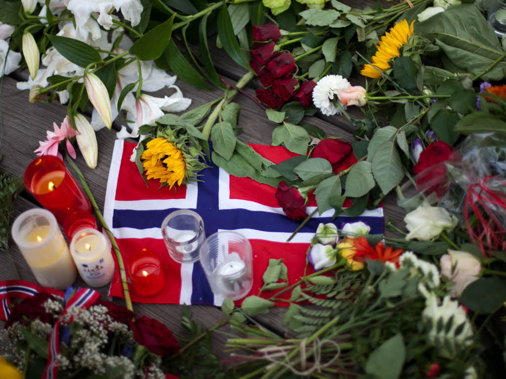 Norwegen muss den schlimmsten Anschlag der Nachkriegszeit verkraften.