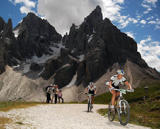 Sonnige Momente erlebten Simon Stiebja...mpartner in den Dolomiten nur selten.   | Foto: pro