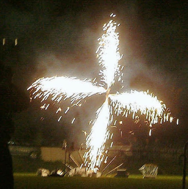 Pyrotechnischen Lichterzauber gab es b...zum Konzert des Landesjugendorchesters  | Foto: Roswitha Frey